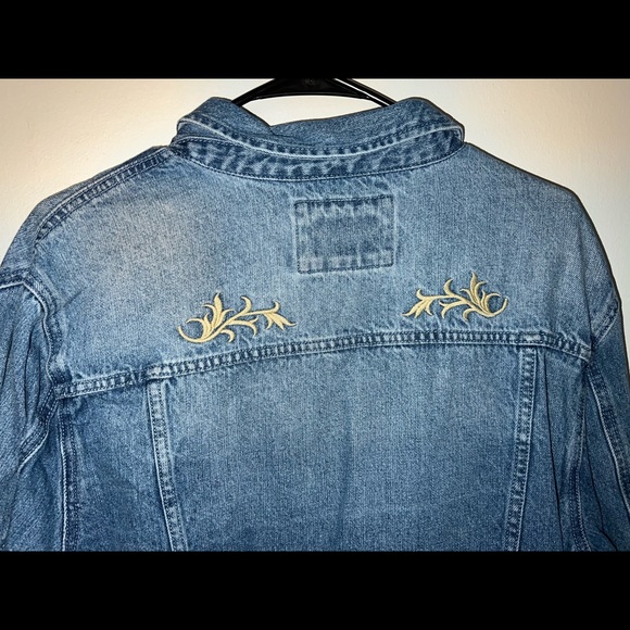 Jacket - Picture 3 of 4